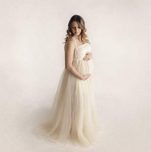 Discover the Elegance of Our Net Gauze Bandage Maternity Mopping Dress