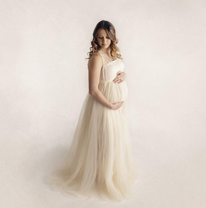Experience Elegance with Our Net Gauze Bandage Maternity Mopping Dress